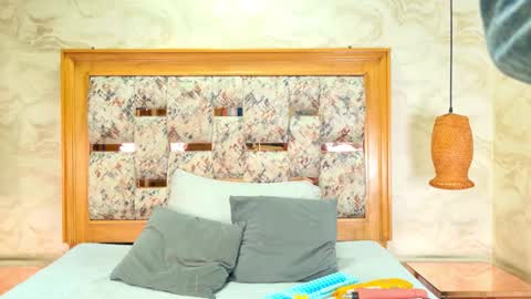 Snapshot of zoley_watson chatting on 20, 10, 2025 zoley online show from 20, 10, 2025