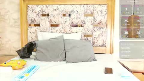 Snapshot of zoley_watson chatting on 9, 11, 2025 zoley online show from 9, 11, 2025