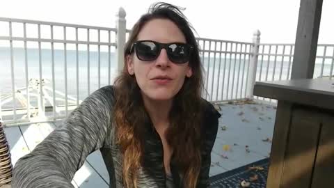 Snapshot of zooeylander chatting on 18, 10, 2025 Zooeylander online show from 18, 10, 2025