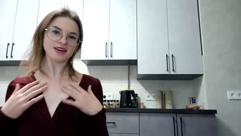 zoriana20 online show from 9, 11, 2025