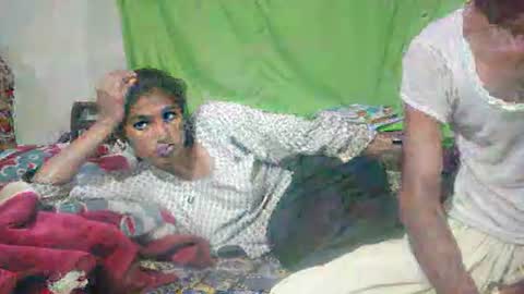 Snapshot of zoyakhan803 chatting on 25, 10, 2025 zoyakhan803 online show from 25, 10, 2025