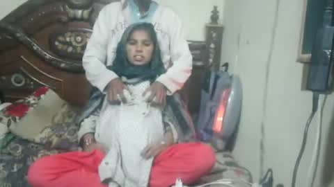 Snapshot of zoyakhan803 chatting on 10, 1, 2026 zoyakhan803 online show from 10, 1, 2026