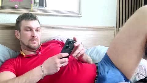 ztigrousz online show from 25, 2, 2026