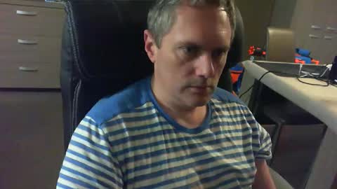 Snapshot of zultem chatting on 6, 5, 2026 zultem online show from 6, 5, 2026