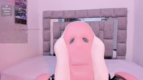 Snapshot of zulyjones chatting on 25, 9, 2025 Zuly online show from 25, 9, 2025