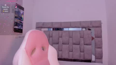 Snapshot of zulyjones chatting on 29, 9, 2025 Zuly online show from 29, 9, 2025