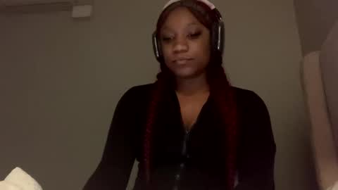 Zuri Frost online show from 16, 10, 2025