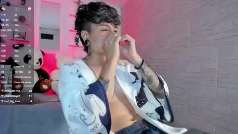 Snapshot of zuryramirez_ chatting on 18, 10, 2025 Zury Ramirez online show from 18, 10, 2025