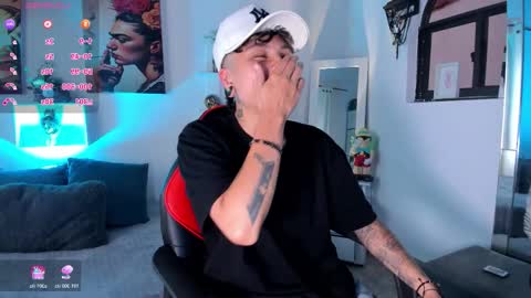 Snapshot of zuryramirez_ chatting on 5, 12, 2025 Zury Ramirez online show from 5, 12, 2025