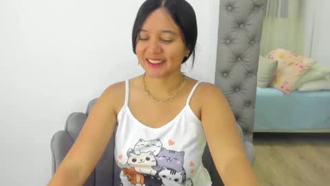 Snapshot of zusan_king_ chatting on 12, 5, 2026 Im Zusan My schedule is from 1030pm to 430 am colombian time online show from 12, 5, 2026