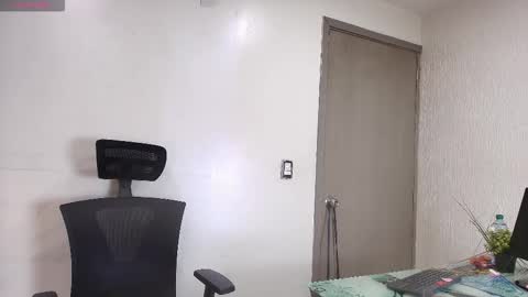 Snapshot of zuzana21 chatting on 17, 2, 2026 Zuzana21 online show from 17, 2, 2026