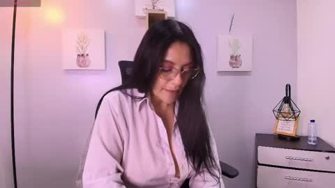 Snapshot of zuzana21 chatting on 16, 4, 2026 Zuzana21 online show from 16, 4, 2026