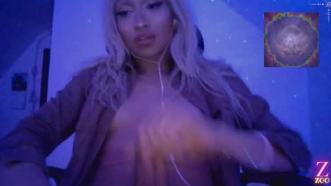 Snapshot of zya_zoo chatting on 11, 1, 2025 ZYA online show from 11, 1, 2025