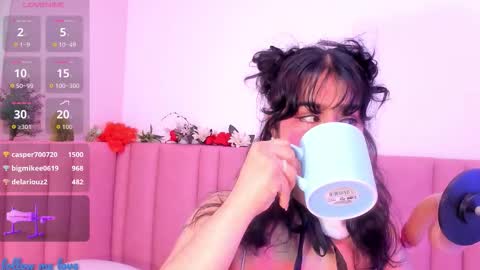 Snapshot of zyle_boobs_ chatting on 31, 10, 2025 ZYLE online show from 31, 10, 2025