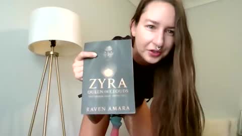 Snapshot of zyracloudplays chatting on 21, 11, 2025 Zyra Cloud online show from 21, 11, 2025