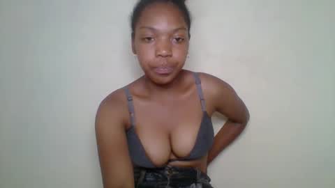 zyraelle_01 online show from 1, 5, 2026