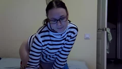 Snapshot of zyuhre chatting on 11, 10, 2025 Zyuhre online show from 11, 10, 2025