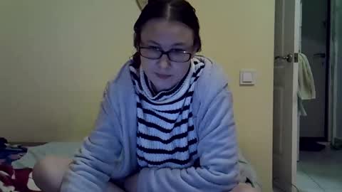 Snapshot of zyuhre chatting on 27, 10, 2025 Zyuhre online show from 27, 10, 2025