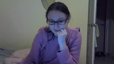 Snapshot of zyuhre chatting on 9, 11, 2025 Zyuhre online show from 9, 11, 2025