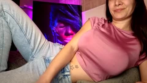 zzarraaa online show from 5, 2, 2026