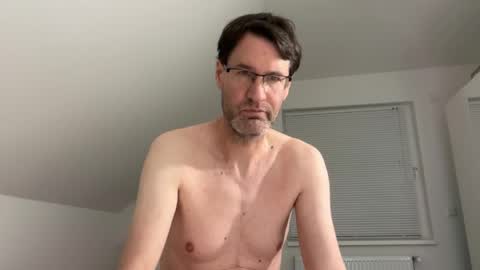 Snapshot of zzz123_cam chatting on 11, 5, 2026 zzz123_cam online show from 11, 5, 2026