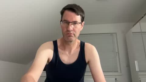 Snapshot of zzz123_cam chatting on 12, 7, 2026 zzz123_cam online show from 12, 7, 2026