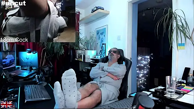 OnlineBossUK online show from 7, 11, 2025