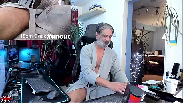 OnlineBossUK online show from 16, 12, 2025