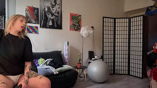 Mannarie Madsinn online show from 14, 2, 2025