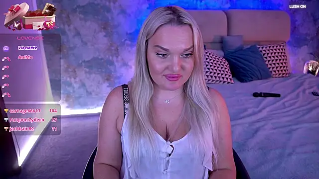 MissyMartinez online show from 28, 2, 2025