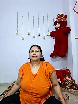 MOM-SUN-COUPLE online show from 7, 2, 2025