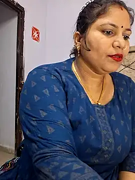 MOM-SUN-COUPLE online show from 23, 2, 2025