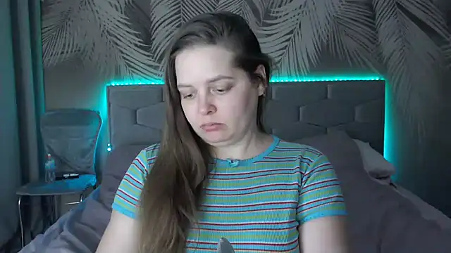 uliastar online show from 13, 2, 2025