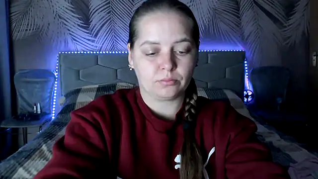 uliastar online show from 30, 9, 2025