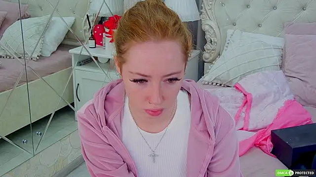 TinaBrook online show from 8, 10, 2025