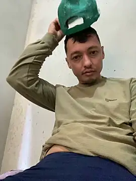 alexsandropllt online show from 5, 5, 2026
