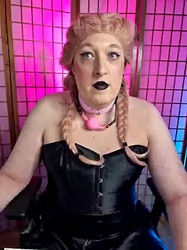 Snapshot of MissLollipop21 chatting on 16, 11, 2025 MissLollipop21 online show from 16, 11, 2025