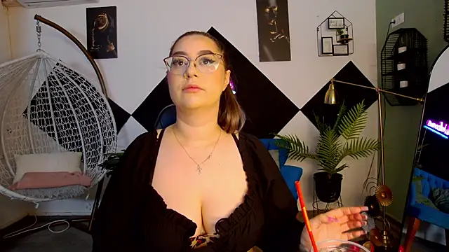 Katewalker  online show from 5, 7, 2026