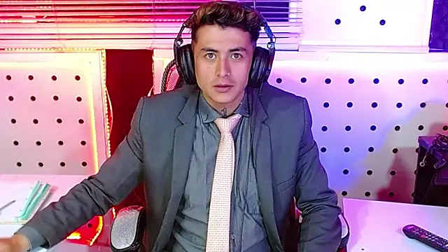 Snapshot of Darko0717 chatting on 9, 11, 2025 Darko0717 online show from 9, 11, 2025