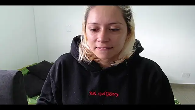 MommyMiaWs online show from 16, 2, 2025