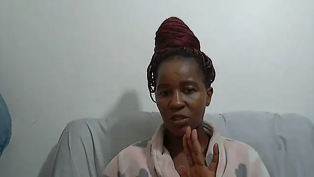 Snapshot of sluttylaura21 chatting on 10, 3, 2025 sluttylaura21 online show from 10, 3, 2025