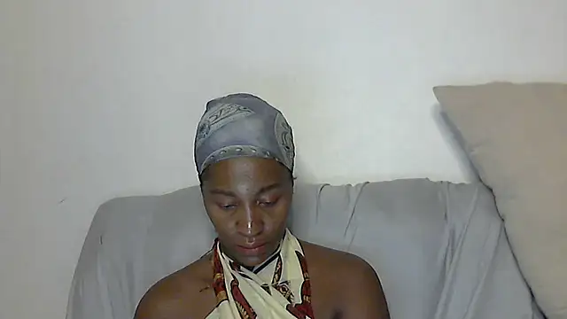 Snapshot of sluttylaura21 chatting on 13, 3, 2025 sluttylaura21 online show from 13, 3, 2025