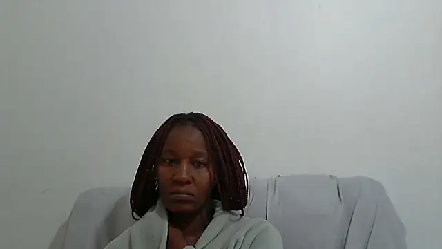 Snapshot of sluttylaura21 chatting on 14, 3, 2025 sluttylaura21 online show from 14, 3, 2025