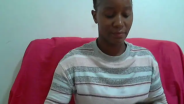 Snapshot of sluttylaura21 chatting on 18, 3, 2025 sluttylaura21 online show from 18, 3, 2025