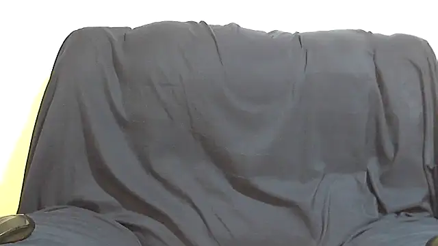 Snapshot of sluttylaura21 chatting on 23, 3, 2025 sluttylaura21 online show from 23, 3, 2025