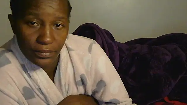 Snapshot of sluttylaura21 chatting on 1, 10, 2025 sluttylaura21 online show from 1, 10, 2025