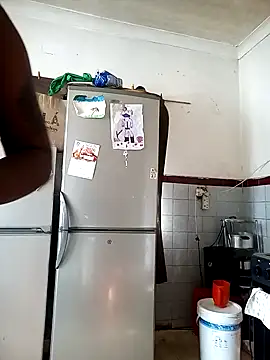 sluttylaura21 online show from 11, 2, 2026