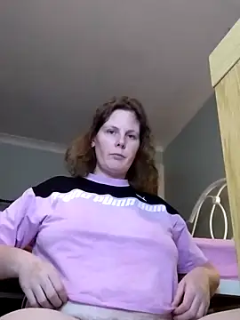 xxSexyBushLinnxx online show from 1, 1, 2025