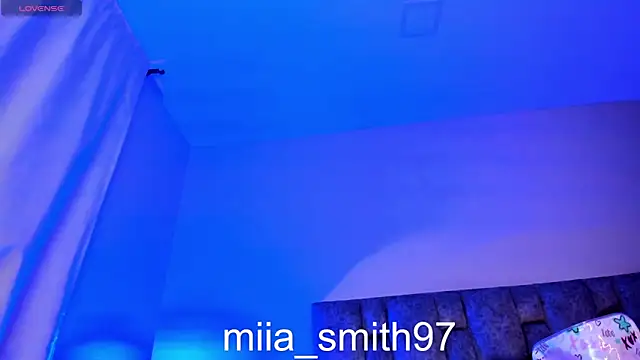 Snapshot of miia-smith97 chatting on 7, 10, 2025 miia-smith97 online show from 7, 10, 2025