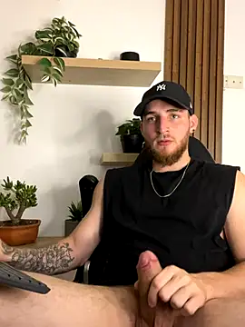 Snapshot of SeanCrawford chatting on 19, 12, 2025 SeanCrawford online show from 19, 12, 2025